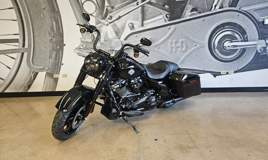 2025 Road King Special FLHRXS