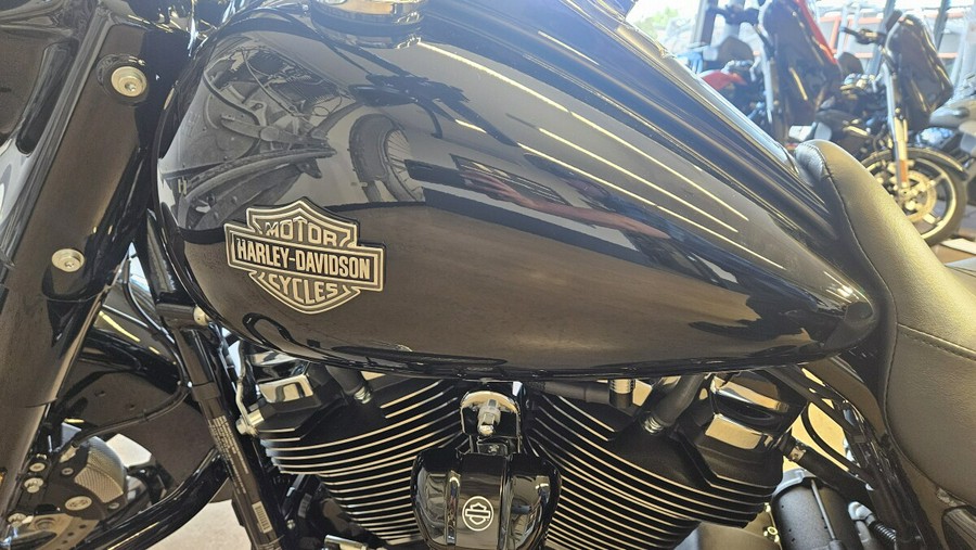 2025 Road King Special FLHRXS