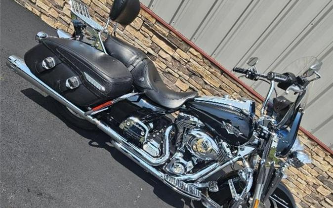 2011 Harley-Davidson® FLHRC - Road King® Classic