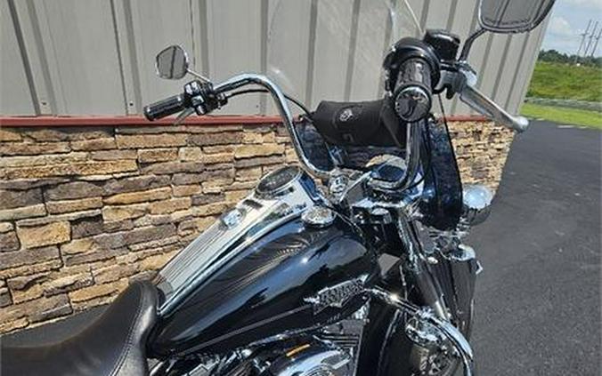 2011 Harley-Davidson® FLHRC - Road King® Classic