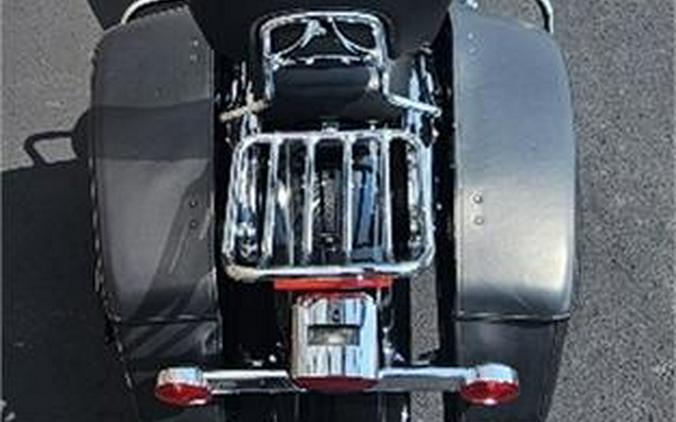 2011 Harley-Davidson® FLHRC - Road King® Classic