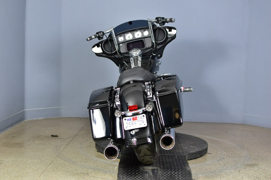 2022 Harley-Davidson Street Glide