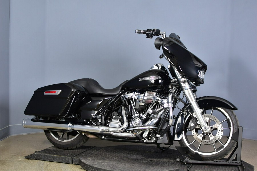 2022 Harley-Davidson Street Glide