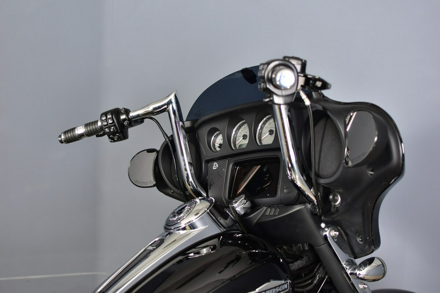 2022 Harley-Davidson Street Glide