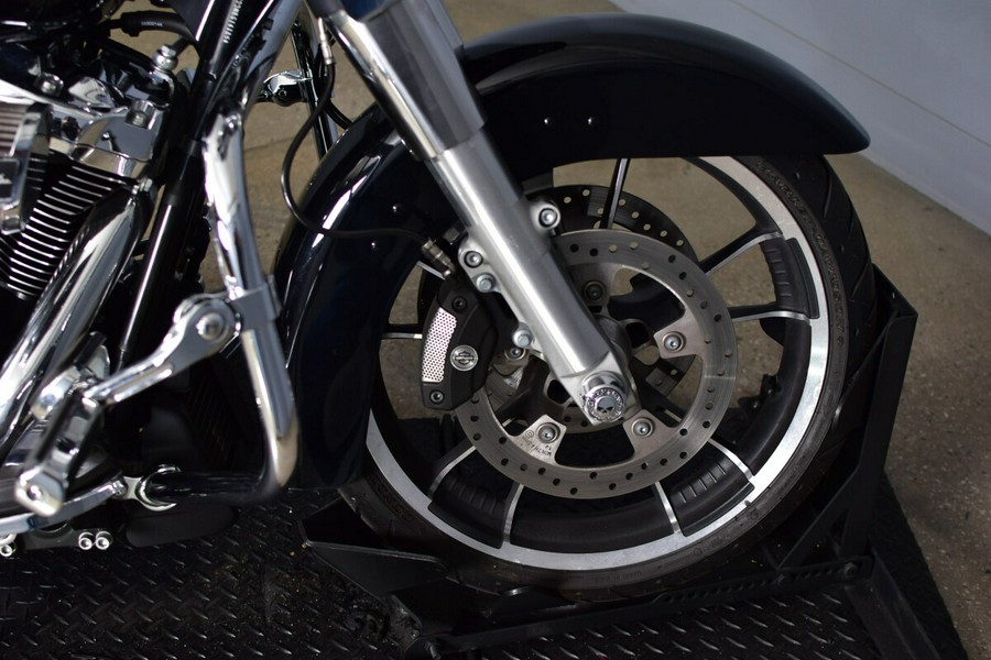 2022 Harley-Davidson Street Glide