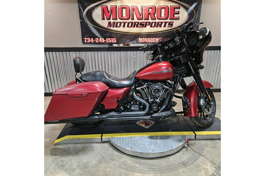 2019 Harley-Davidson® STREET GLIDE SPECIAL
