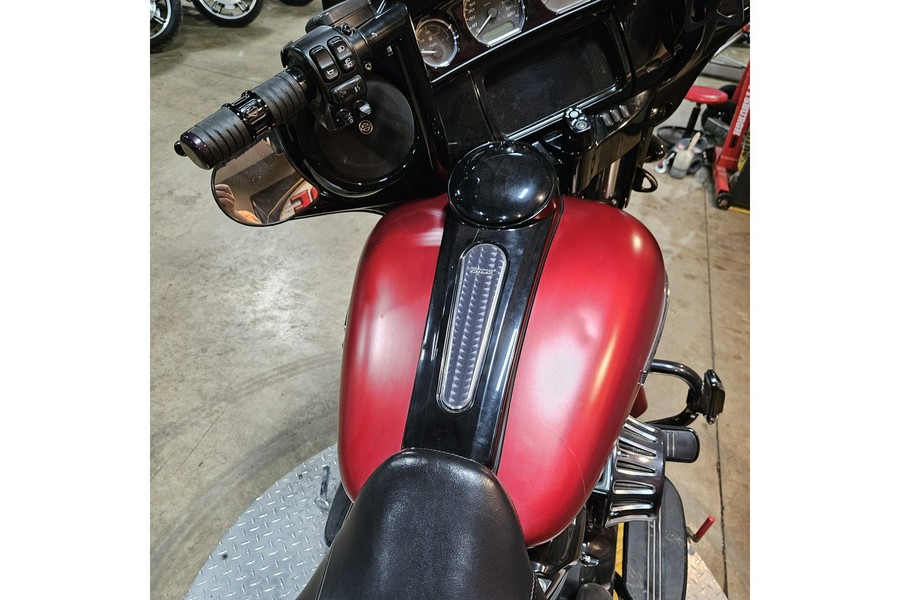 2019 Harley-Davidson® STREET GLIDE SPECIAL