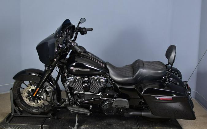 2018 Harley-Davidson Street Glide Special FLHXS