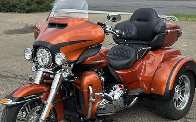 2019 Harley-Davidson® FLHTCUTG - Tri Glide® Ultra