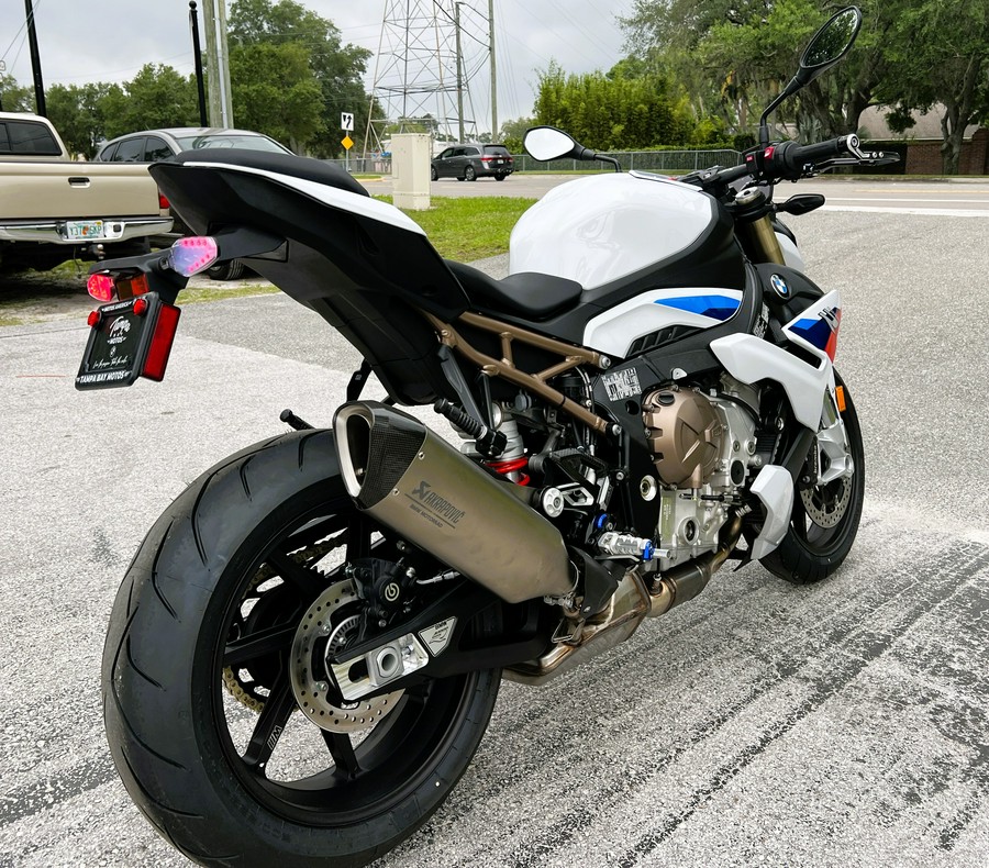 2024 BMW S 1000 R