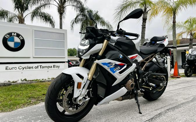 2024 BMW S 1000 R