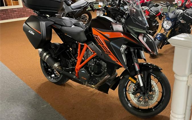 2019 KTM 1290 Super Duke GT