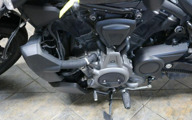 RH975 2022 Nightster™