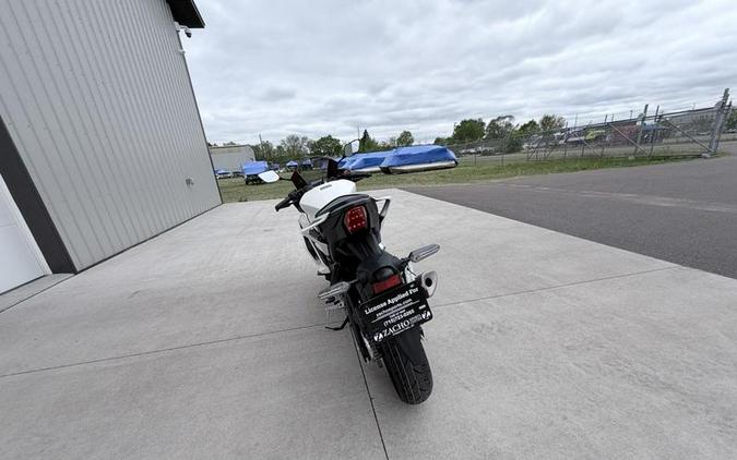 2026 Yamaha Cycle YZF-R3 ABS 70th A/E