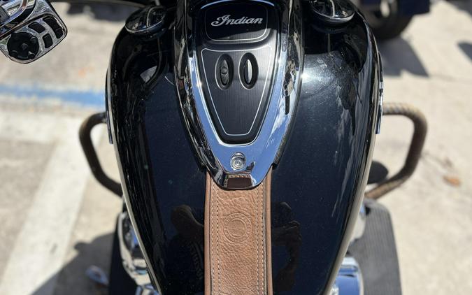 2017 Indian Motorcycle ROADMASTER CLASSIC THUNDER BLK 49ST Classic