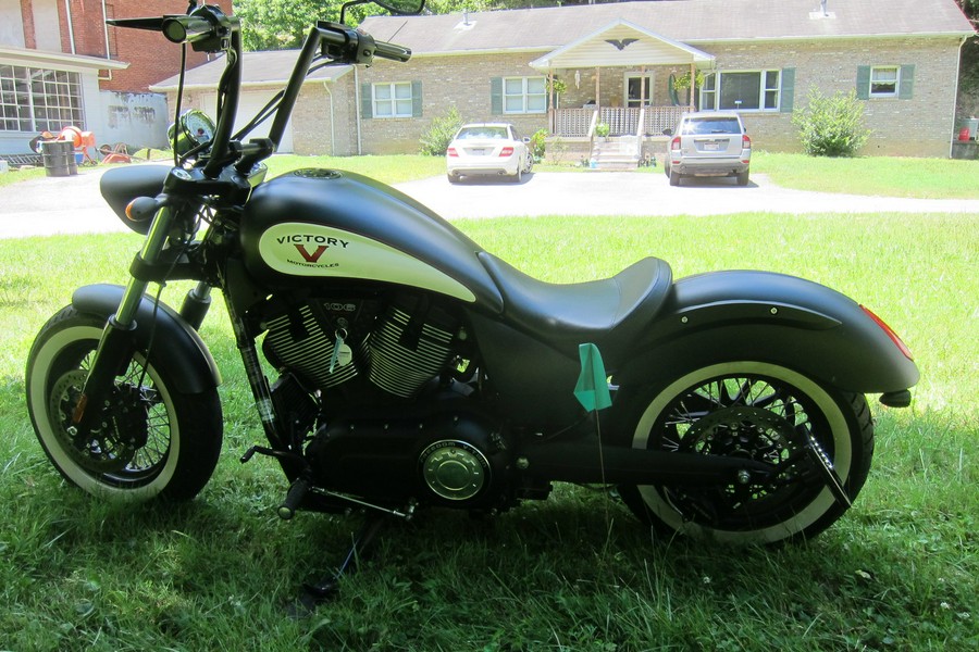 2013 Victory Motorcycles High-Ball™