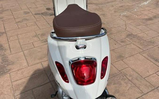 2023 Vespa Primavera 50