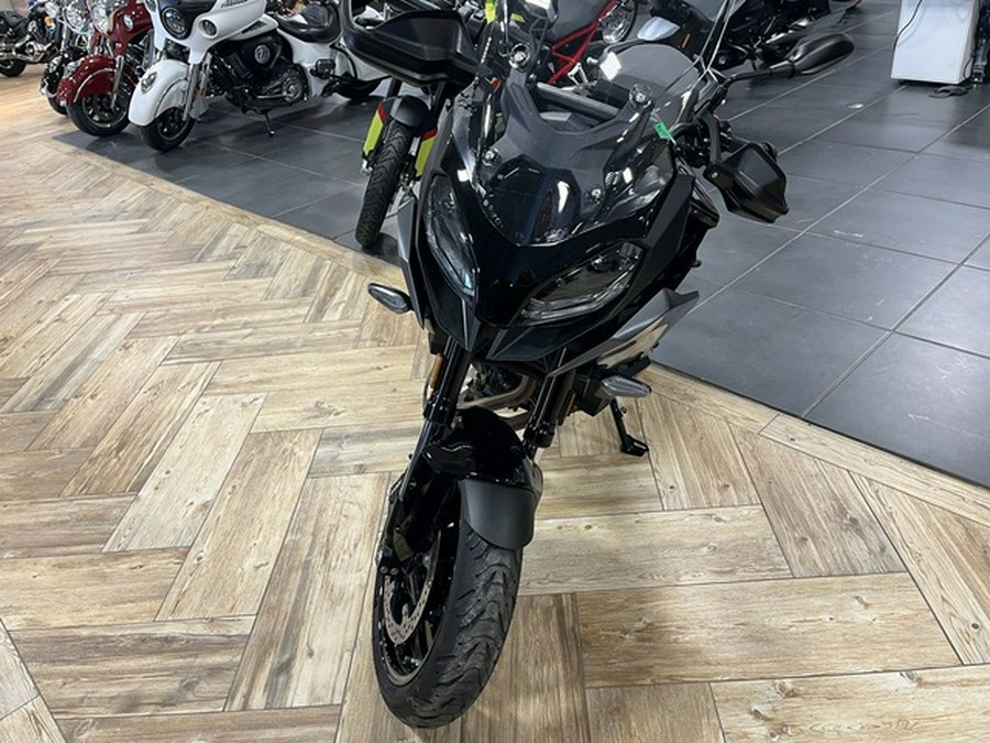 2025 BMW F 900 XR Triple Black Package