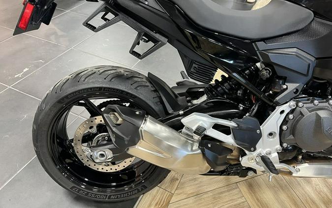 2025 BMW F 900 XR Triple Black Package