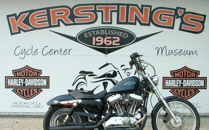 2013 Harley-Davidson® XL1200V - Sportster® Seventy-Two®