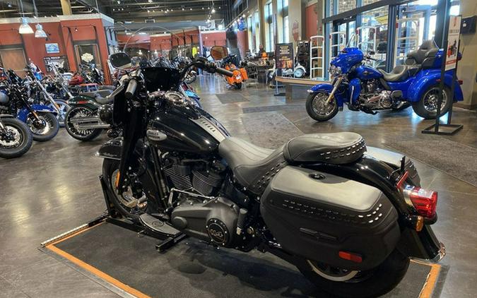 2024 Harley-Davidson FLHCS - Heritage Classic