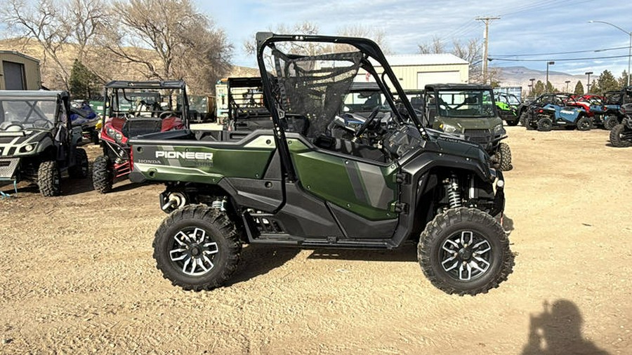 2025 Honda® Pioneer 1000 Trail