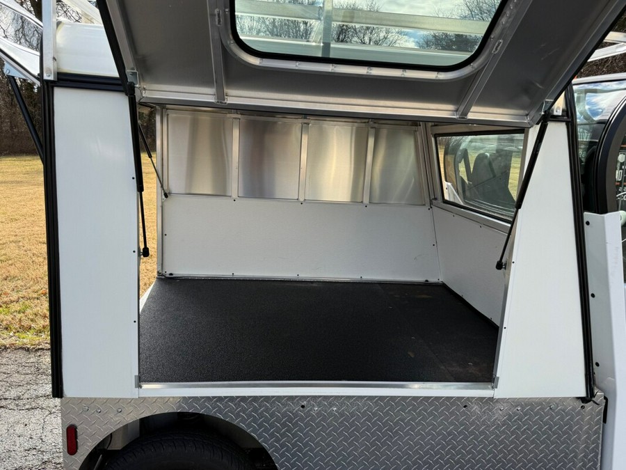 2024 GEM eL XD EV Truck