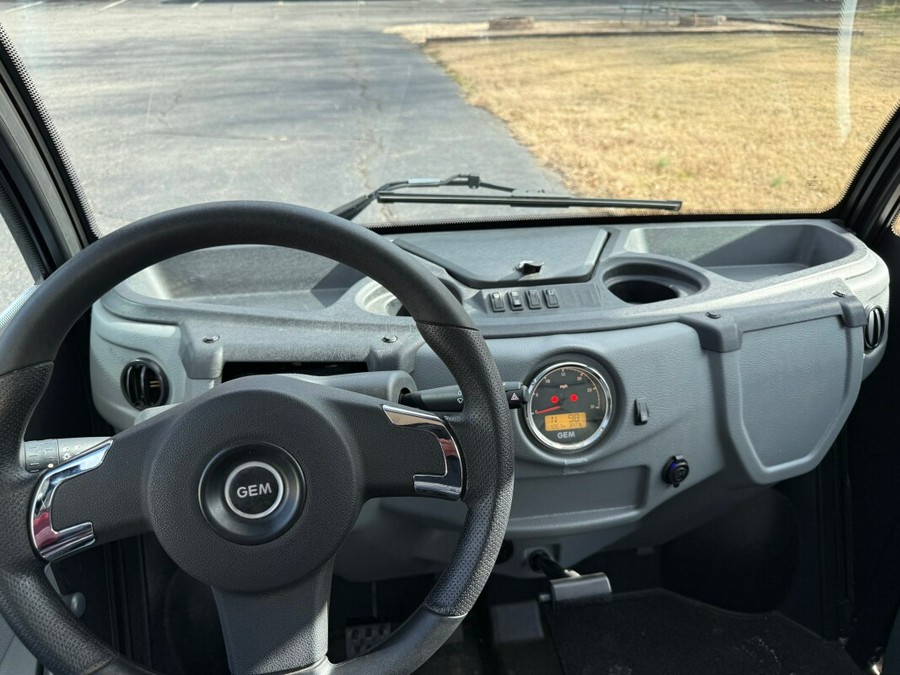 2024 GEM eL XD EV Truck