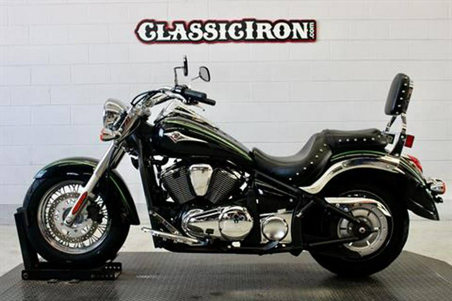 2015 Kawasaki Vulcan® 900 Classic LT