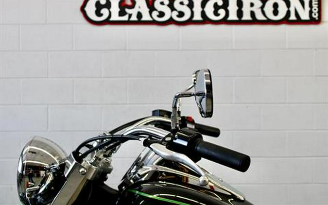 2015 Kawasaki Vulcan® 900 Classic LT