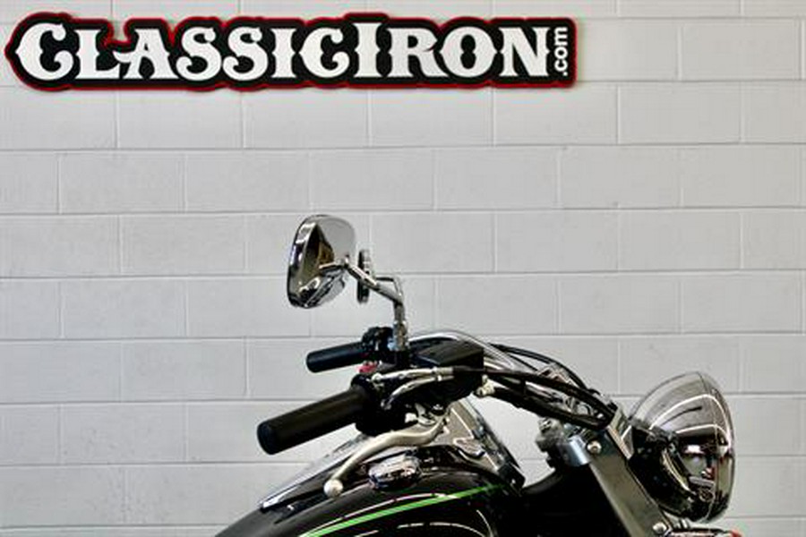 2015 Kawasaki Vulcan® 900 Classic LT