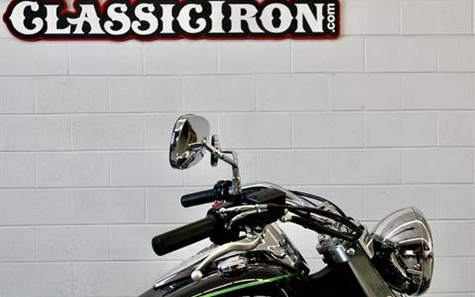 2015 Kawasaki Vulcan® 900 Classic LT
