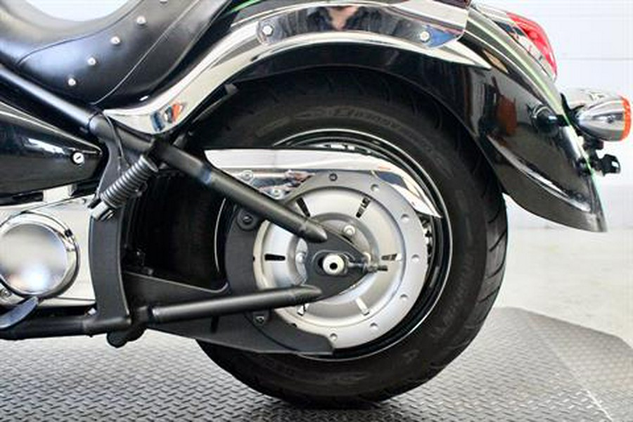 2015 Kawasaki Vulcan® 900 Classic LT