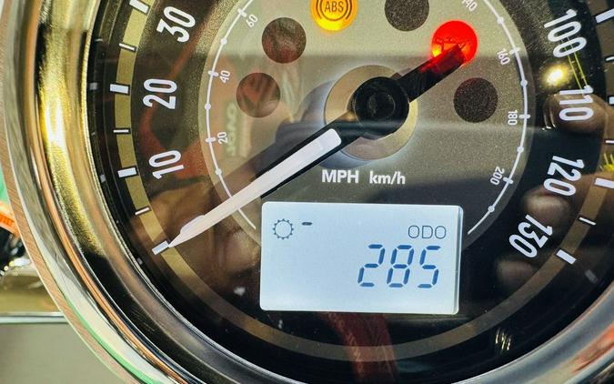 2025 Triumph Bonneville T120 - Elvis Presley Edition Carnival Red