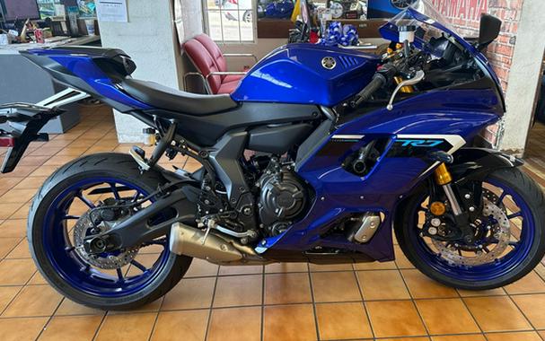 2025 Yamaha YZF R7