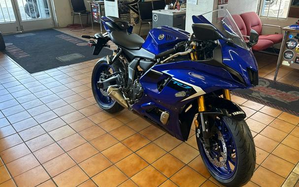 2025 Yamaha YZF R7