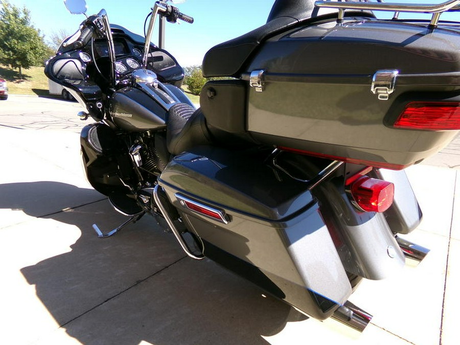 2022 Harley-Davidson® FLTRK - Road Glide® Limited