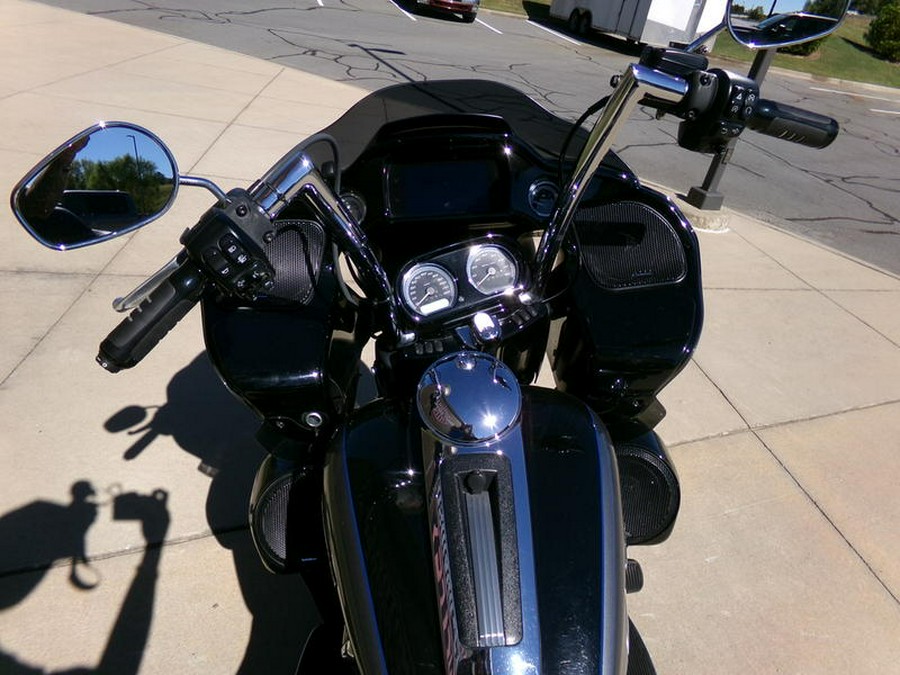 2022 Harley-Davidson® FLTRK - Road Glide® Limited