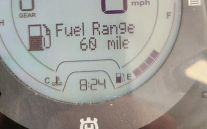 2022 Husqvarna SVARTPILEN 401