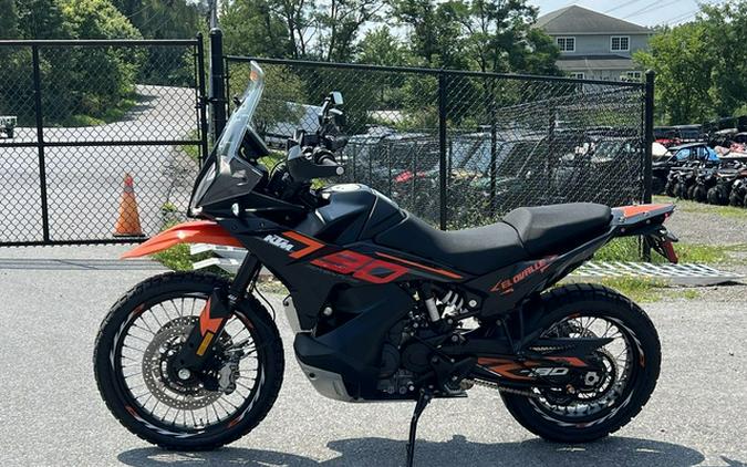 2024 KTM Adventure 790