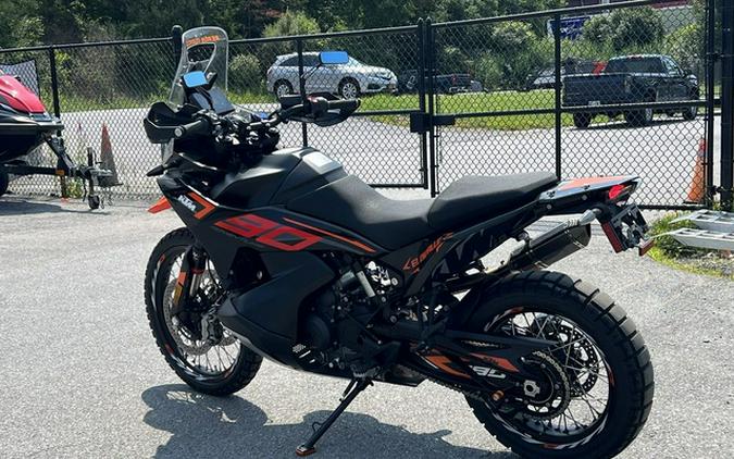 2024 KTM Adventure 790