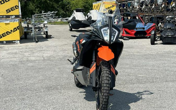2024 KTM Adventure 790