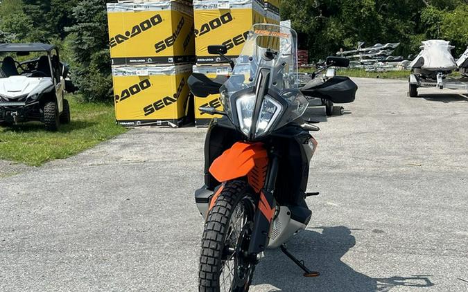 2024 KTM Adventure 790