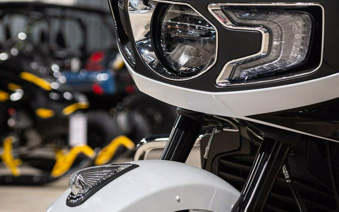 2025 Indian Motorcycle Challenger® Limited with PowerBand Audio Package