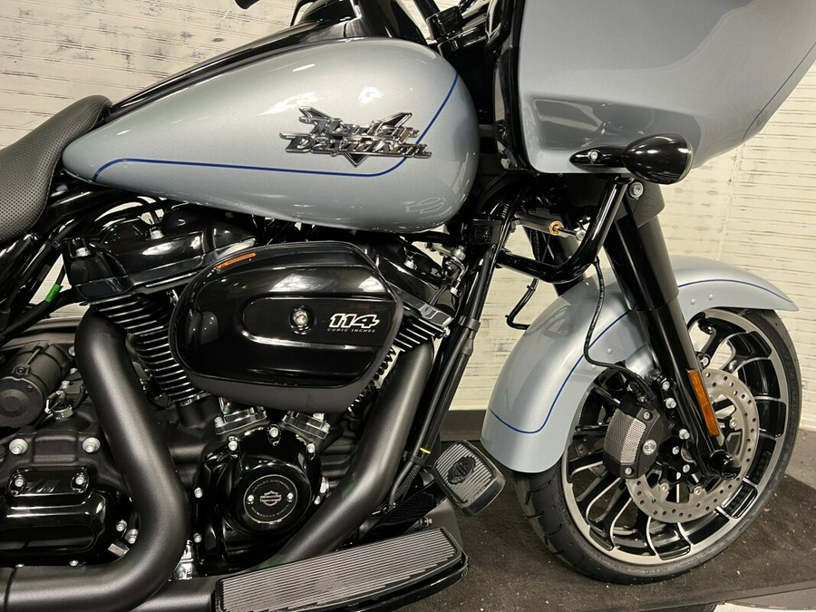 2024 Harley-Davidson® Road Glide® 3