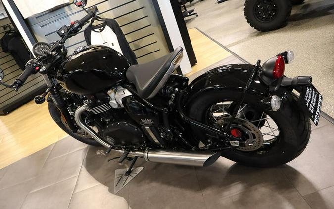 2026 Triumph Bonneville Bobber Jet black