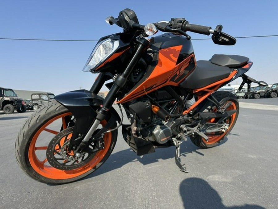 2021 200 DUKE - KTM