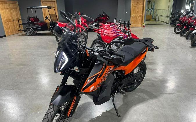 2021 KTM Adventure 890