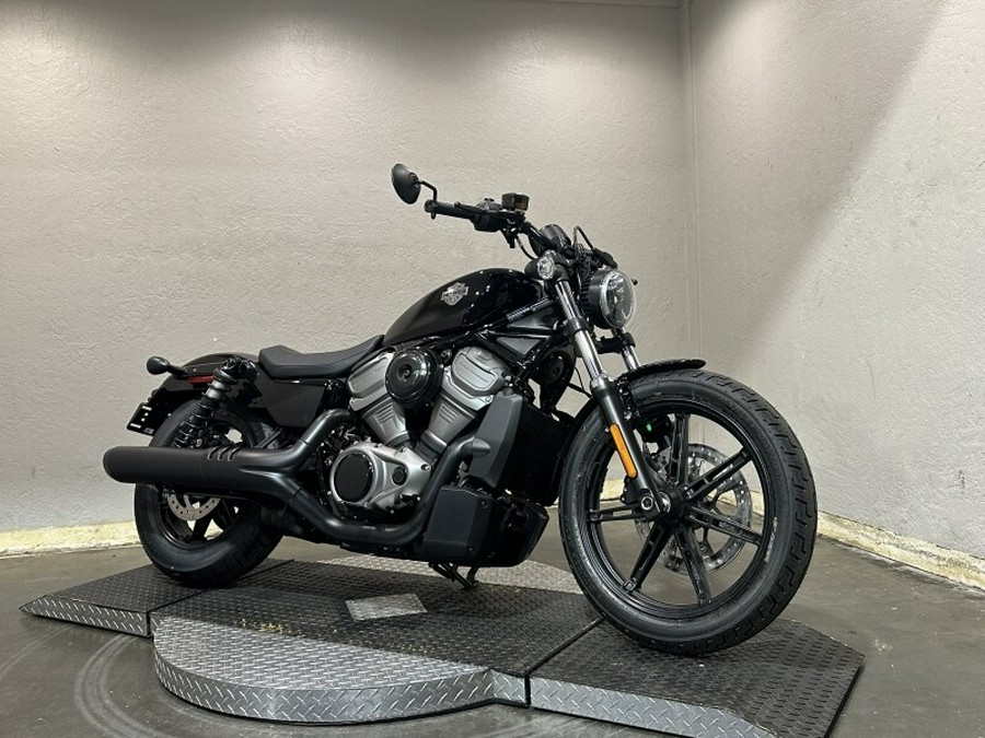 Harley-Davidson Nightster™ 2024 RH975 84405884 VIVID BLACK