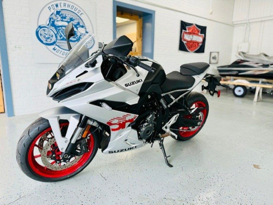 2024 Suzuki SUZUKI GSX800FRQM4 GSX-8R